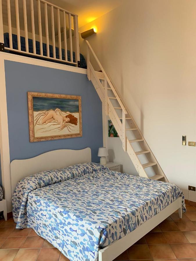 Apartment With Terraces And Private Jacuzzi - San Vito 400M From Beach San Vito Lo Capo Zewnętrze zdjęcie